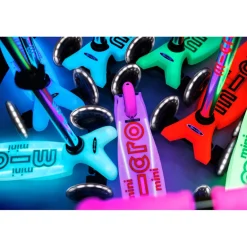 Micro Scooter, Mini Deluxe Glow LED Plus – Frosty Pink