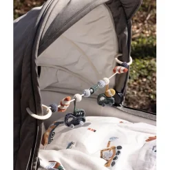 Sebra Hand-crocheted Pram Chain, Busy Builders
